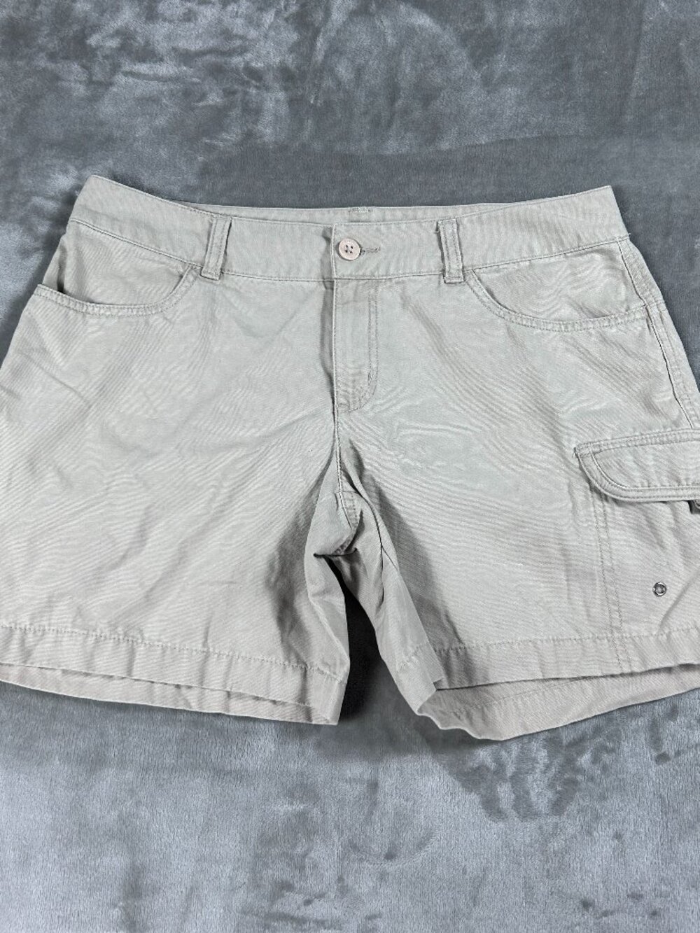 North Face Cargo Shorts Women's 8 Khaki Hiking Outdoors Gorpcore Athleisure